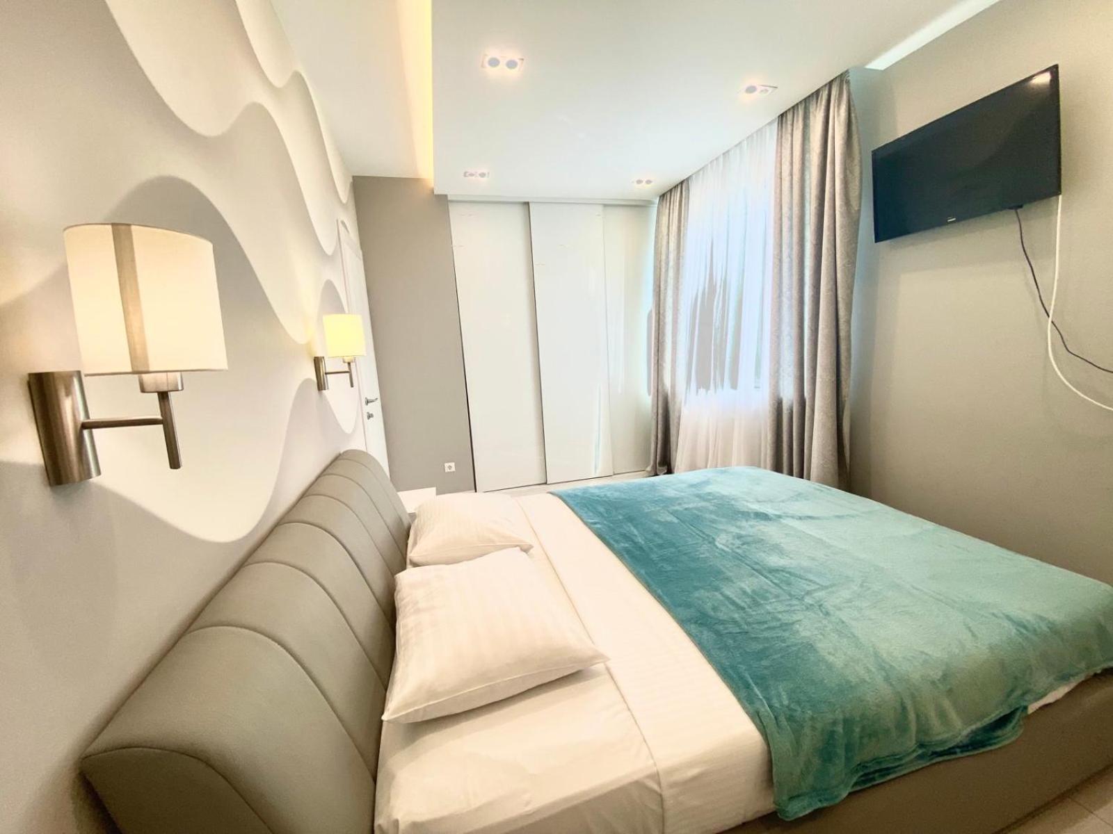 Apartment Alex Near Palace Ukraine